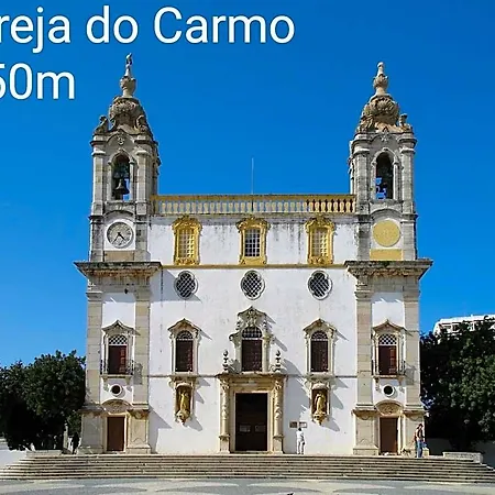 Reis Turismo *